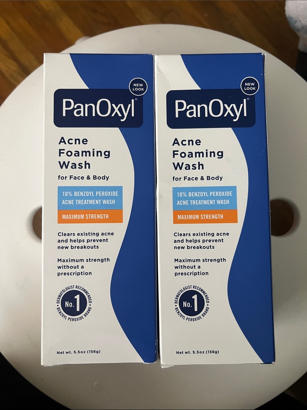 Acne Foaming Wash - White and Blue
